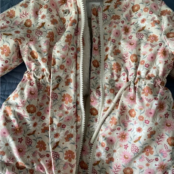 Kids Winter Jacket Size 1 - Picture 2 of 4